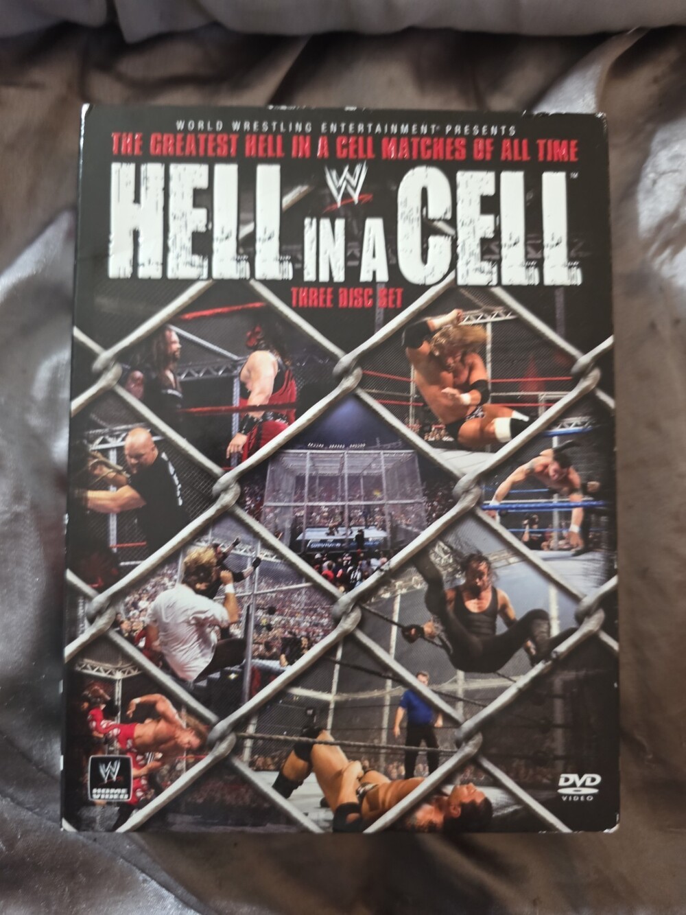 WWE: Hell in a Cell (DVD, 2008)